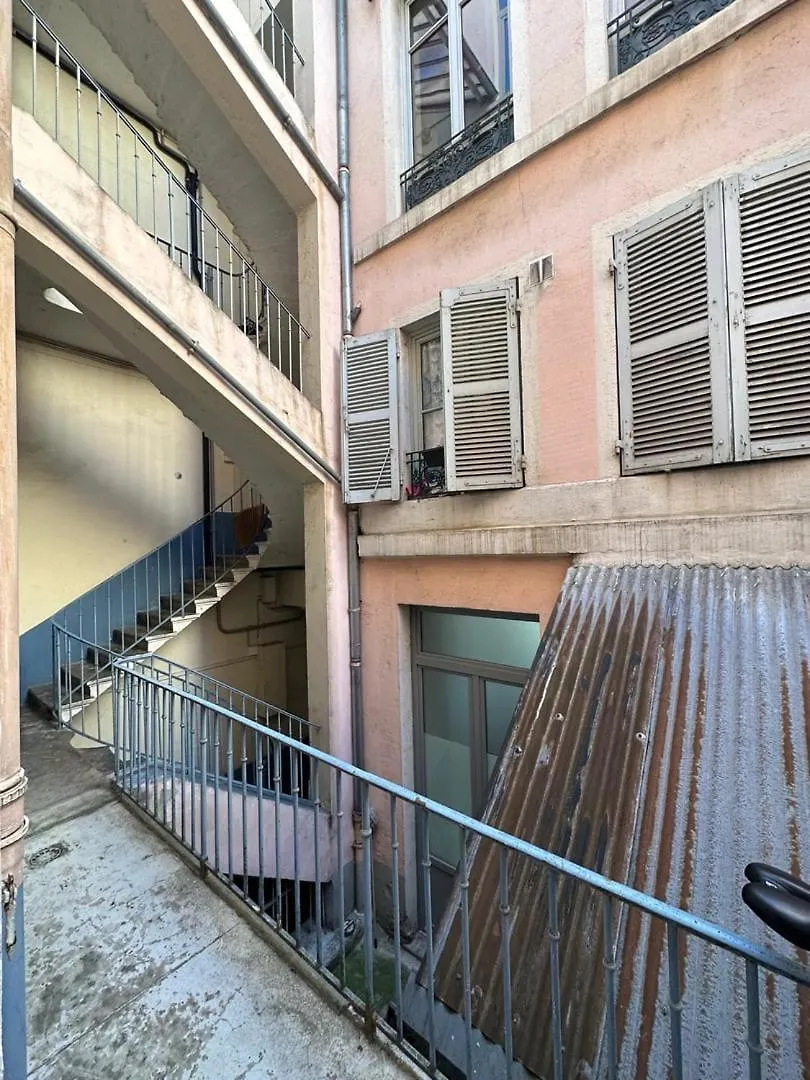 דירות ליון Guestready - Duplex Croix Rousse